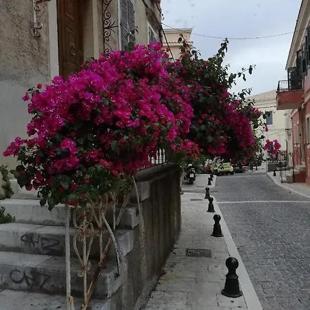 Lägenhet The Grey House Corfu (city)